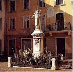 Asiago's statue of Beata Giovanna - the only structure remaining after WWI